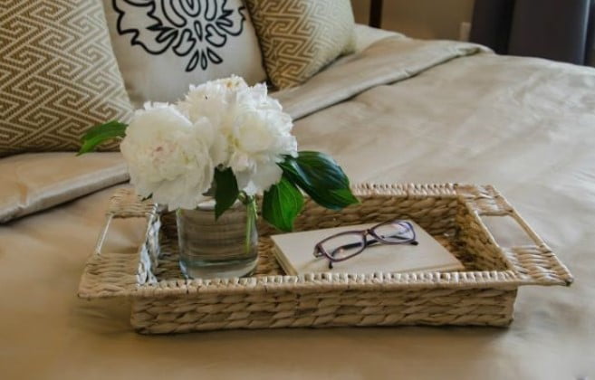 hotel room decoration ideas