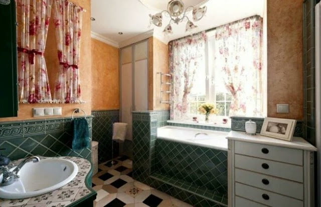 Provence style curtains for the bathroom Provence style curtains for the bathroom