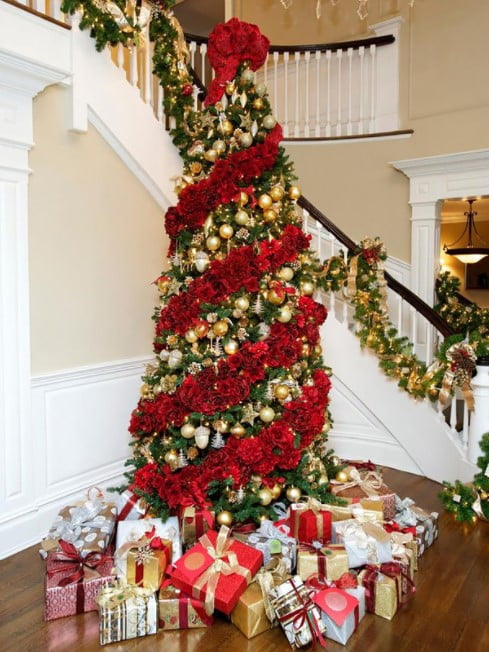 christmas tree decoration with flowers christmas tree decoration with flowers