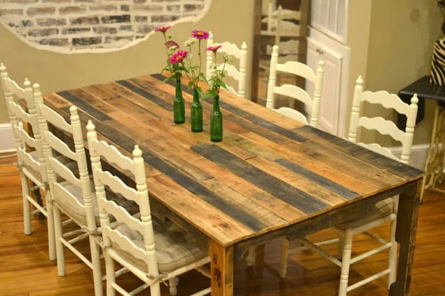 Wooden House Decoration Ideas: Wooden Dining Table