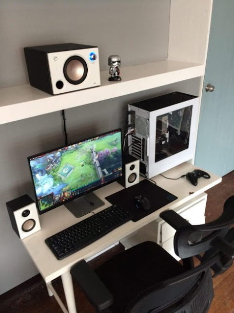 beautiful minimalist gaming computer desk ideas