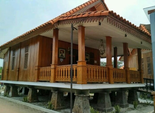 traditional houses in indonesia