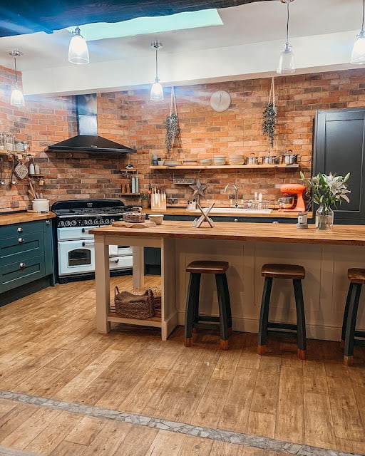 inexpensive kitchen wall decorating ideas