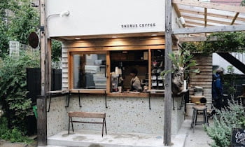 Low Cost Coffee Shop Design for Small Space