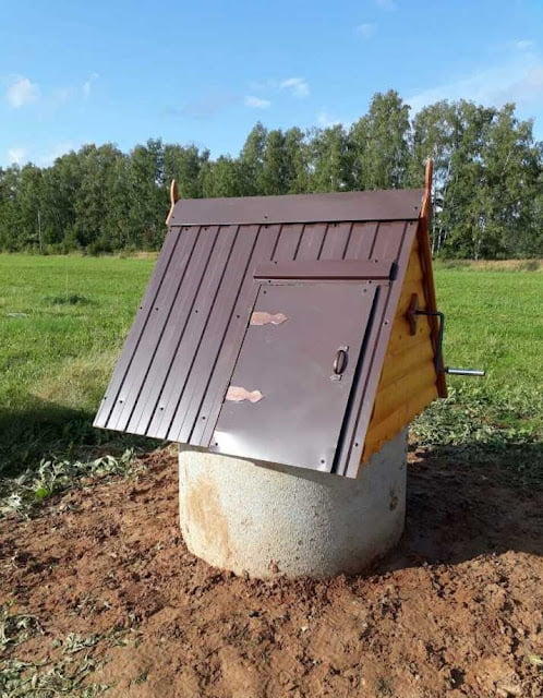 Pictures of Well Houses