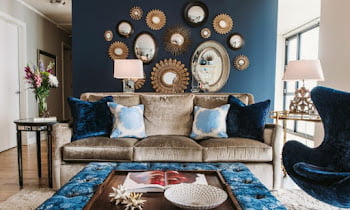 8 Tips for Using Mirrors for Living Room Decoration