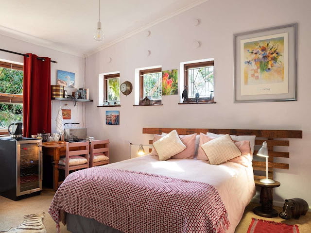 small bedroom ideas for couples on a budget