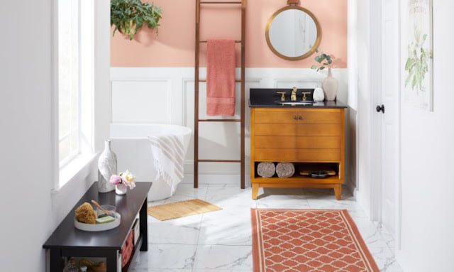 decorating tips for small bathrooms
