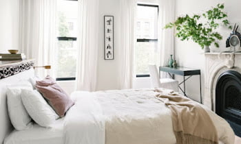 Apply 10 Feng Shui Bedroom Decorating Tips!