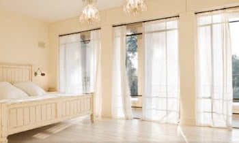 6 Minimalist Curtain Ideas That Make Your Room Look Different