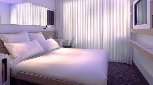 luxury 3×3 hotel room design