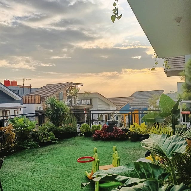 simple second floor balcony design simple second floor balcony design