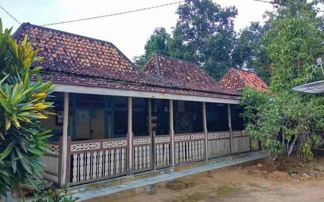 traditional houses in indonesia