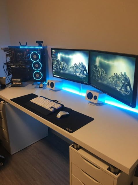 beautiful minimalist gaming computer desk ideas