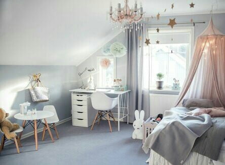 Bedroom for a teenage girl