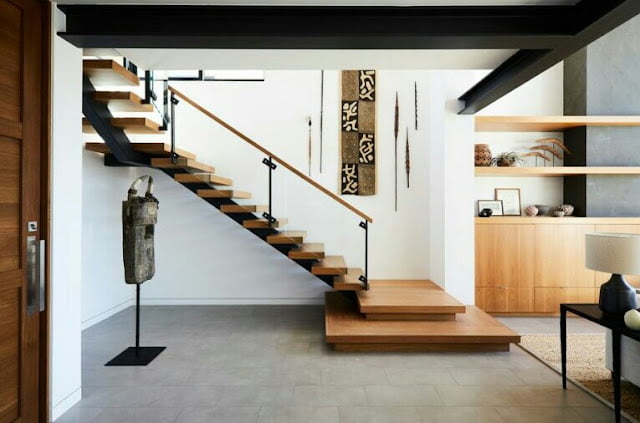 Decorating Ideas for Small Stairs Decorating Ideas for Small Stairs
