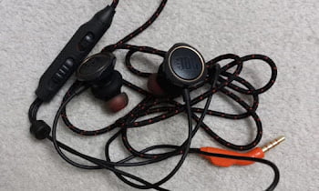 JBL QUANTUM 50 wired headset review