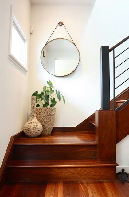 Decorating Ideas for Small Stairs Decorating Ideas for Small Stairs