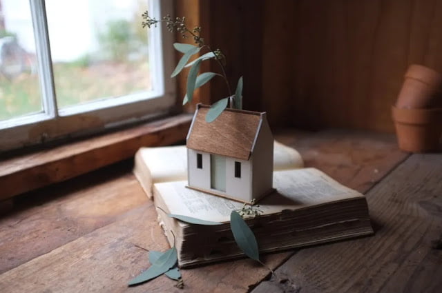 little wooden houses decorations