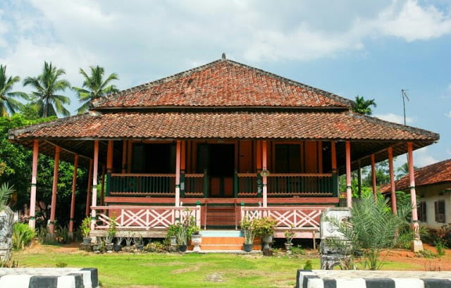 traditional houses in indonesia