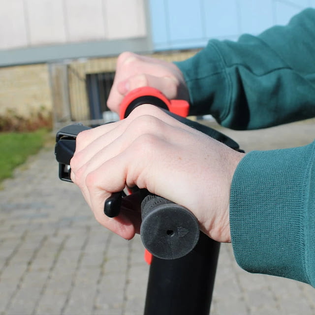 Çizim 7: elektrikli scooter nasıl kullanılır