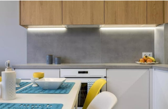 gray kitchen backsplash