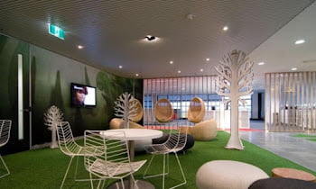 10 Artificial Turf Design Ideas For Home Interiors