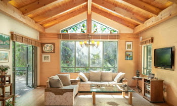 8 Beautiful Wooden House Interior Ideas, Simple and Warm