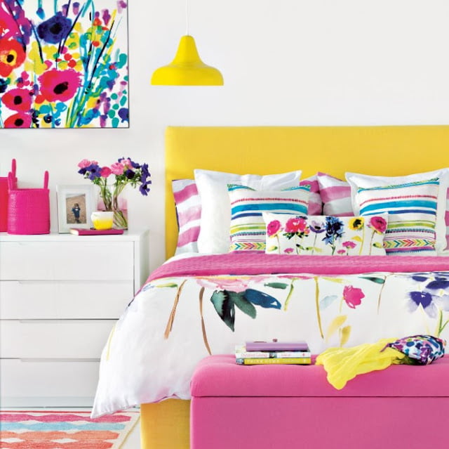 pink room decor ideas
