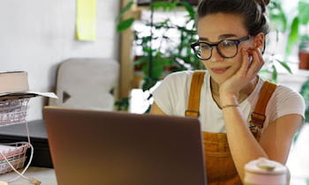 10 Best Ways To Make Money From Home In Easy Steps 2023
