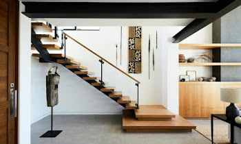 10 Small Staircase Decorating Ideas