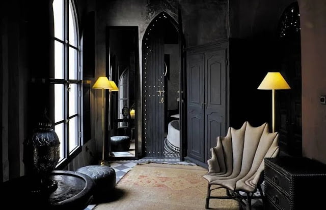wall colors for black furniture