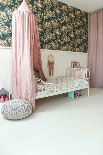 Modern girl bedrooms designs