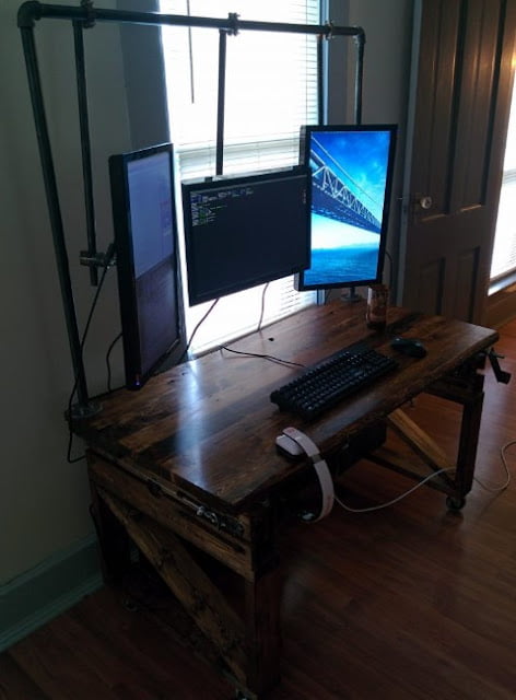 beautiful minimalist gaming computer desk ideas