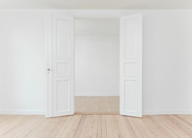 how to paint front door without removing it
