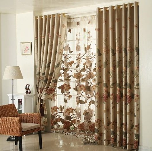 latest curtain designs for living room