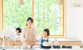 13 Best Minimalist Japanese Kitchen Design