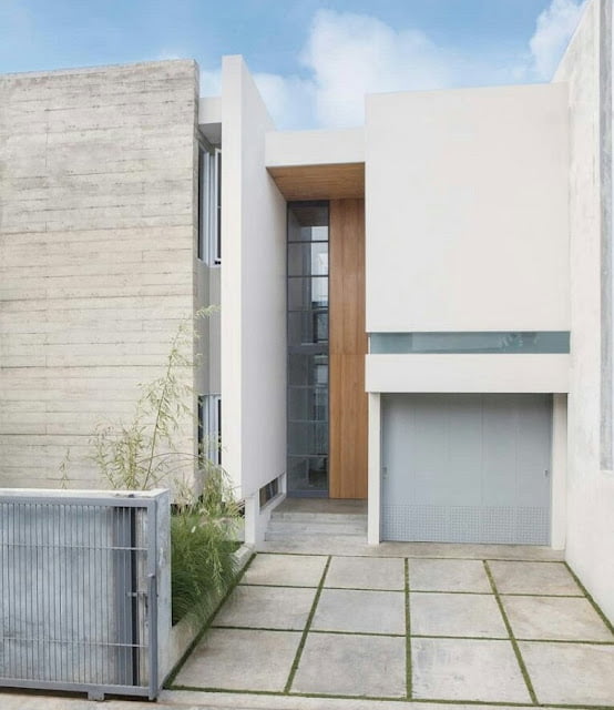 Modern 2-Story House Design