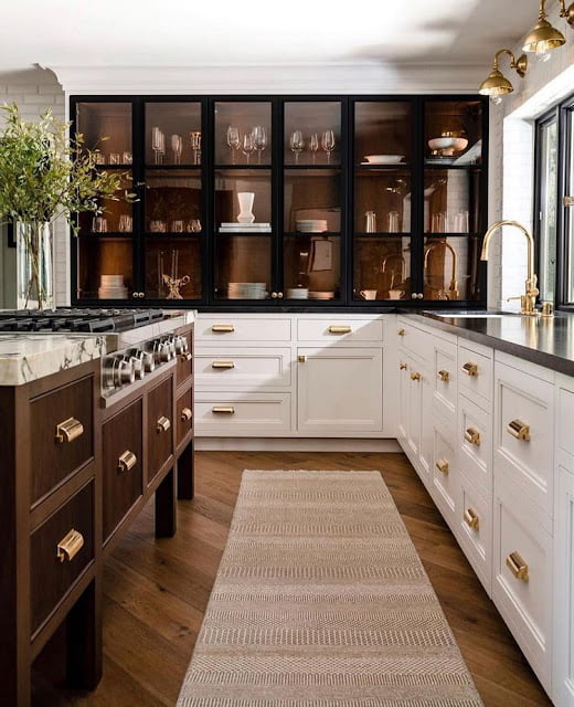 Brown and white kitchen ideas Brown and white kitchen ideas
