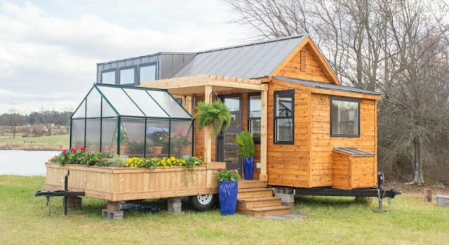 simple small wooden house designs