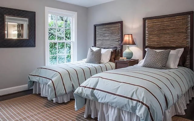Bedroom with characteristic headboards Bedroom with characteristic headboards