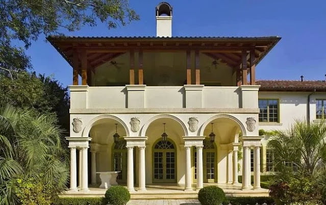 Italian style homes