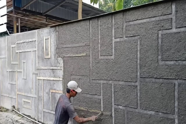 plastering motifs for the front wall of the house