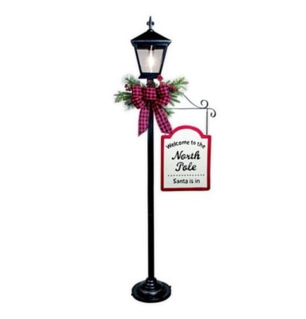 Christmas street lamp