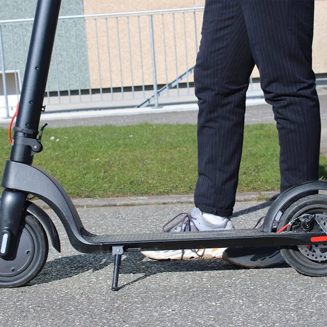 elektrikli scooter nasıl kullanılır