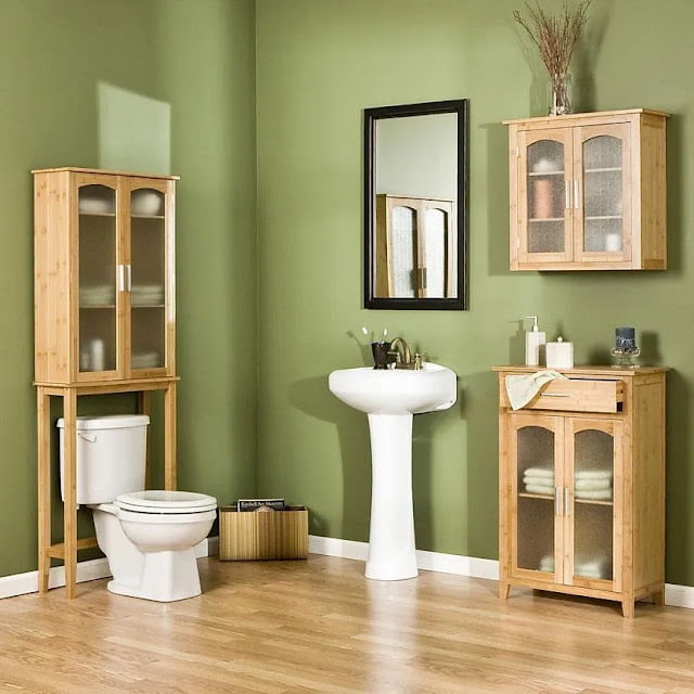 Bathroom in olive and bamboo tones Bathroom in olive and bamboo tones