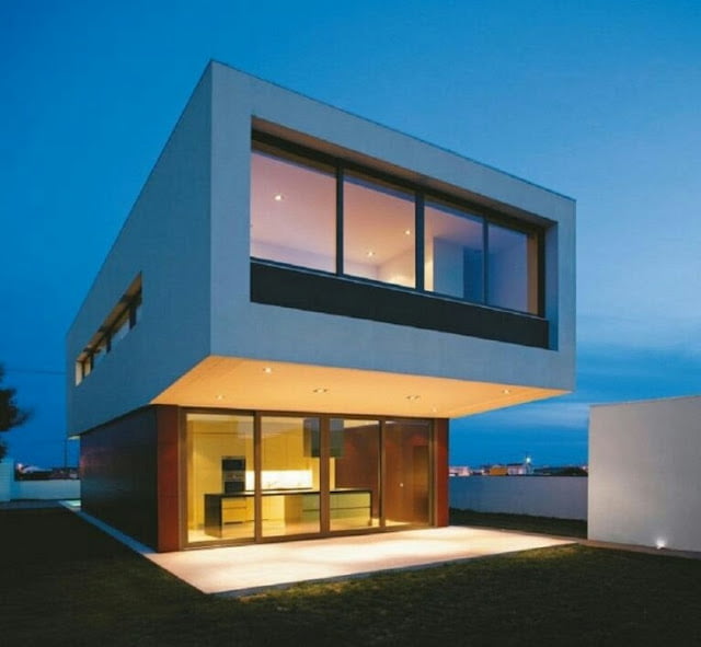 Minimalist House 2 Floors Large Size